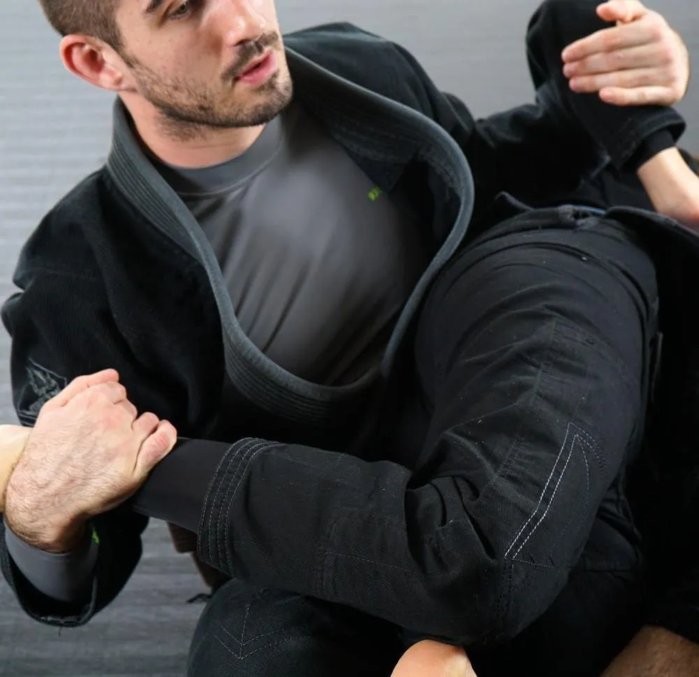 STRASSE Black Jiu Jitsu  Gi