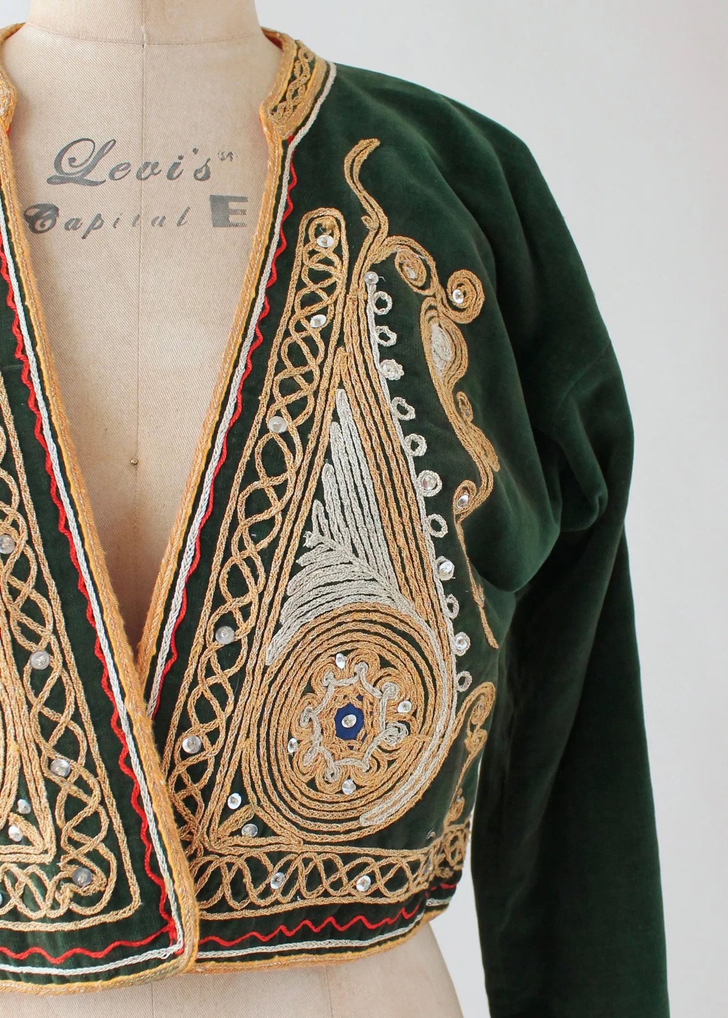 Vintage 1960s Green Eastern Europe Embroidered Jacket