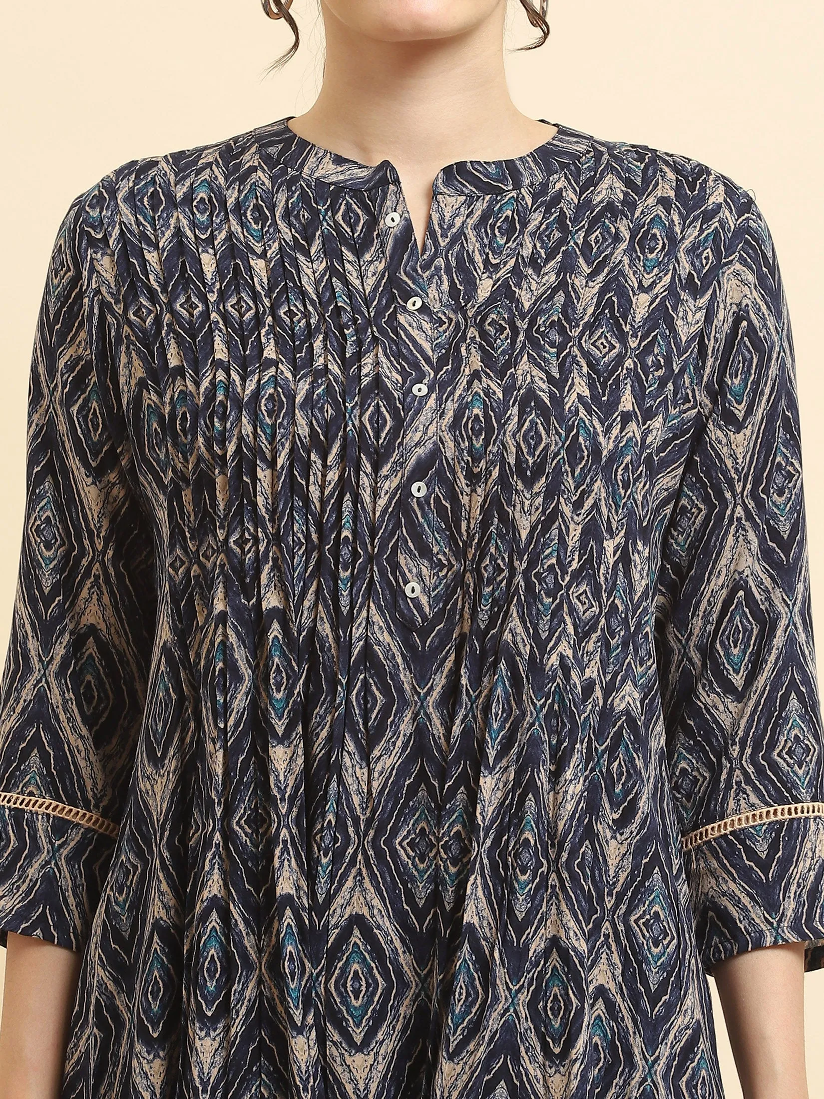 Women Liva Rayon Blue Geometric Print Tunic