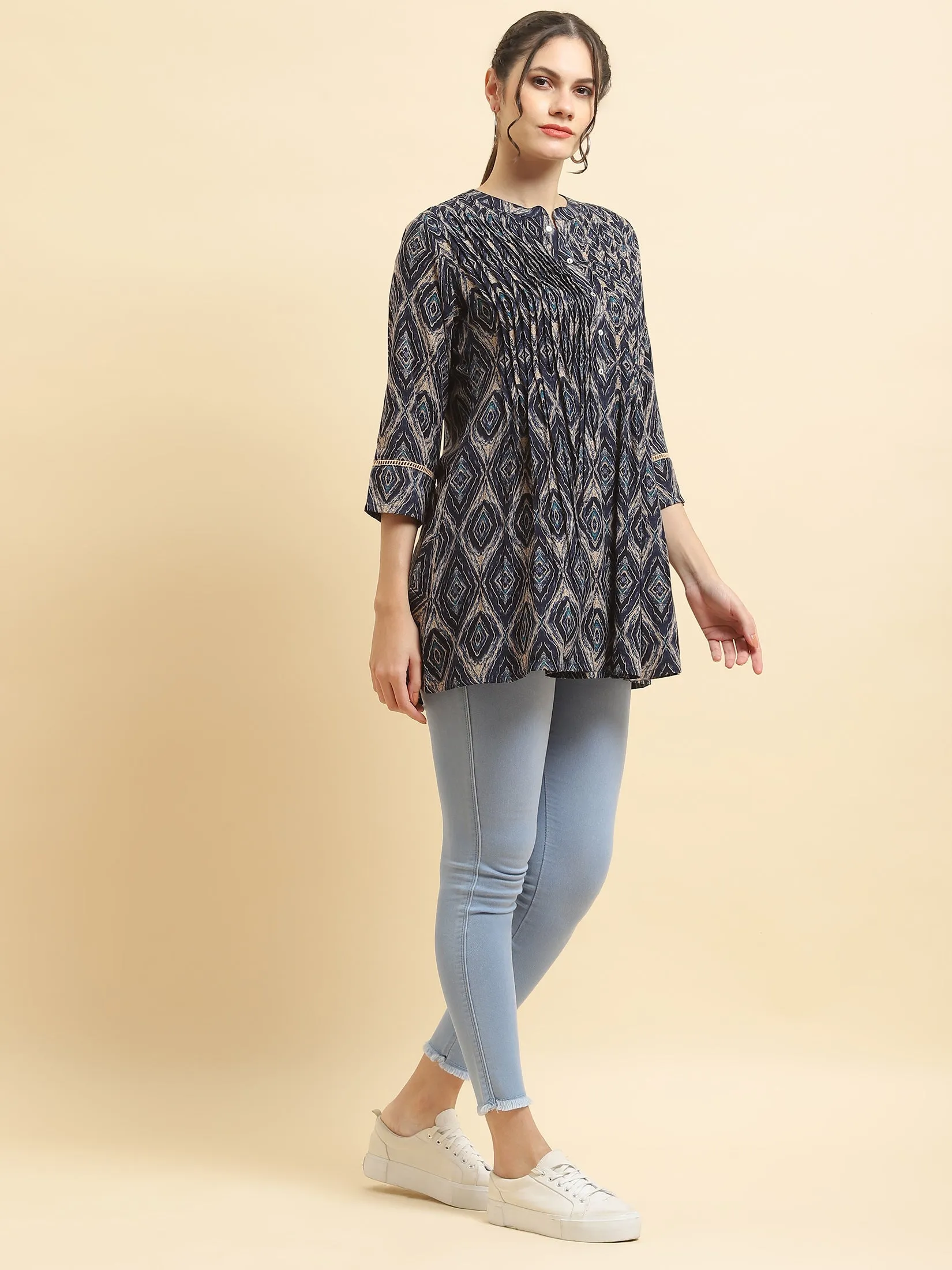 Women Liva Rayon Blue Geometric Print Tunic